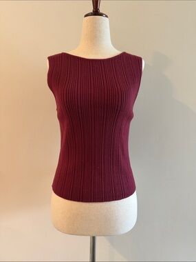 Marled Ribbed Sleeveless Tank Top in Burgundy